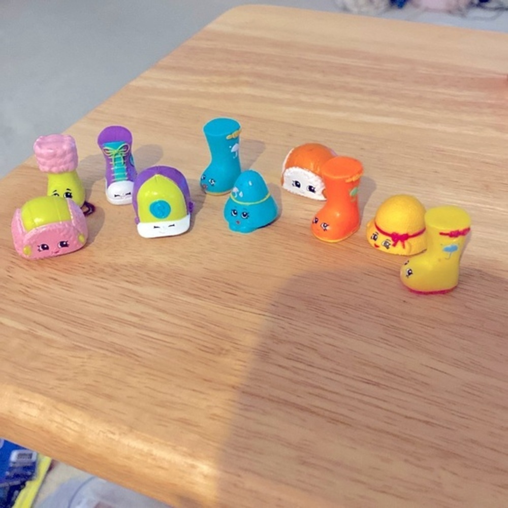 Shopkins Hats and Shoes Collection = 10 items